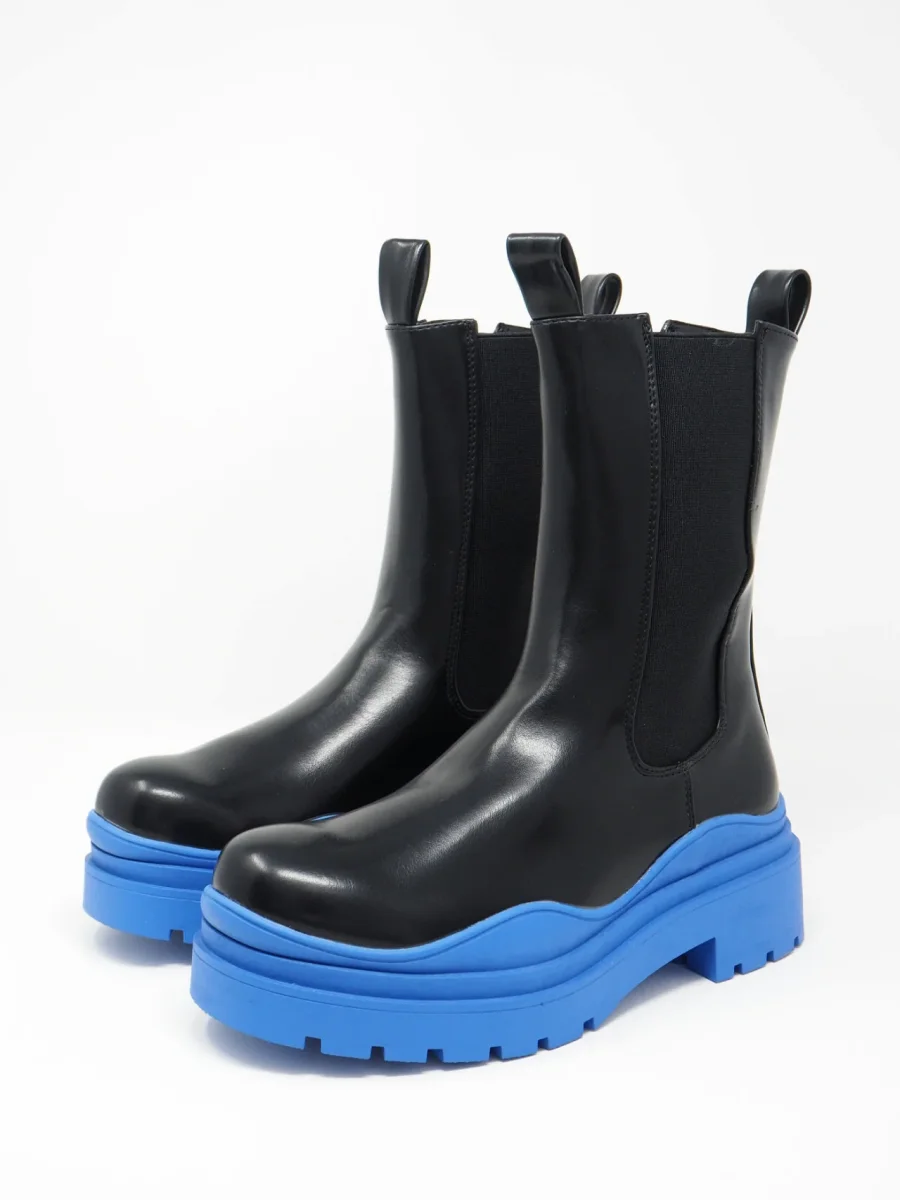 Stivaletti con para blu ed elastico ai lati - immagine 3