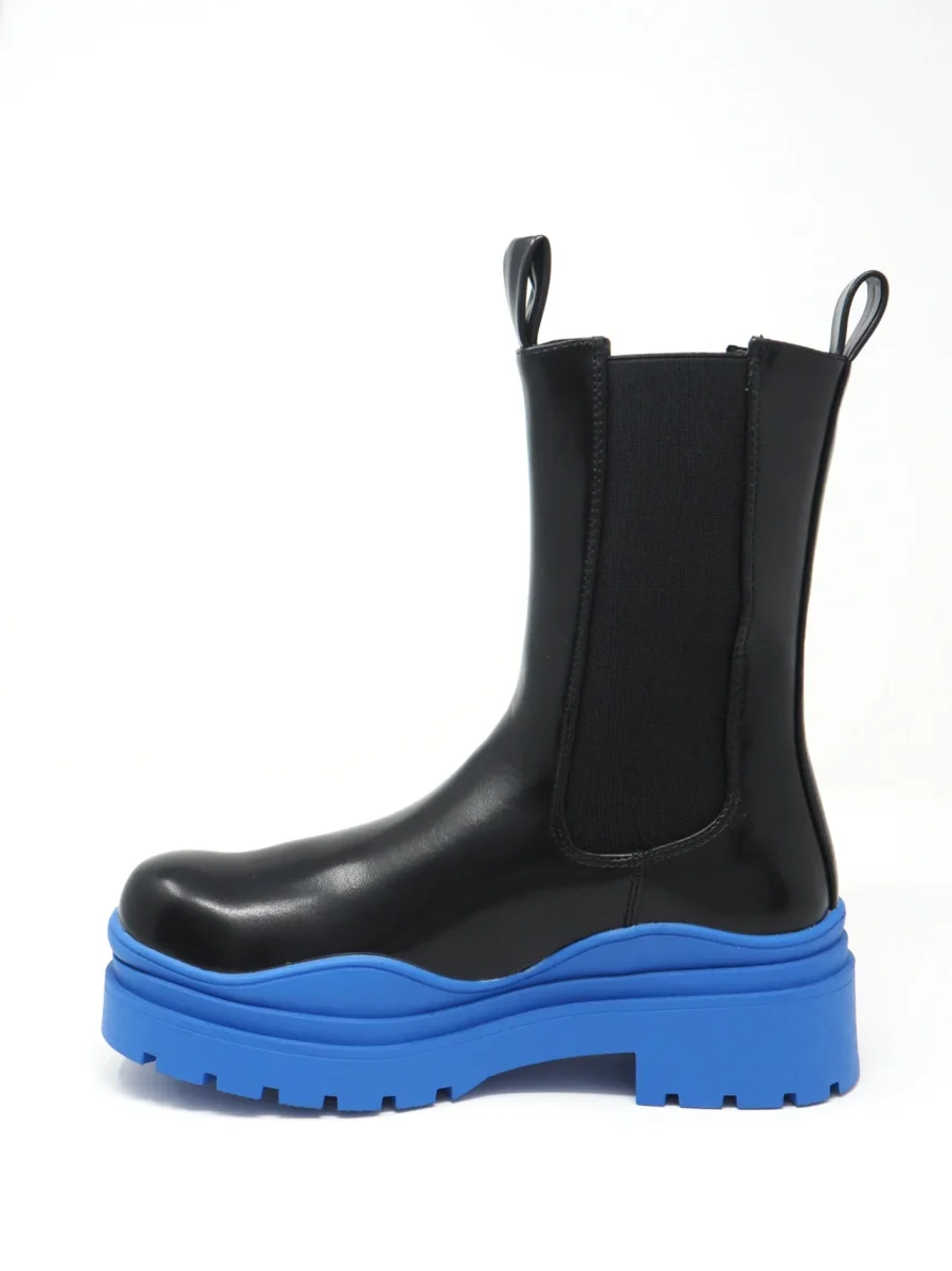 Stivaletti con para blu ed elastico ai lati - immagine 4