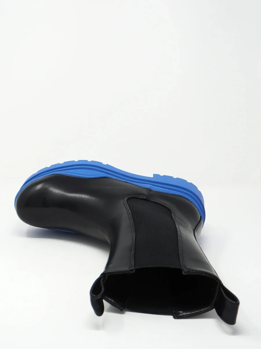 Stivaletti con para blu ed elastico ai lati - immagine 5